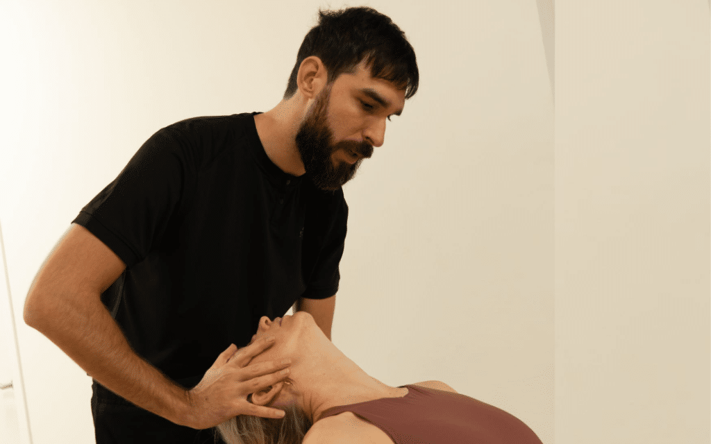 quiropráctico-para-dolor-de-cuello-cerca-de mí1080x675